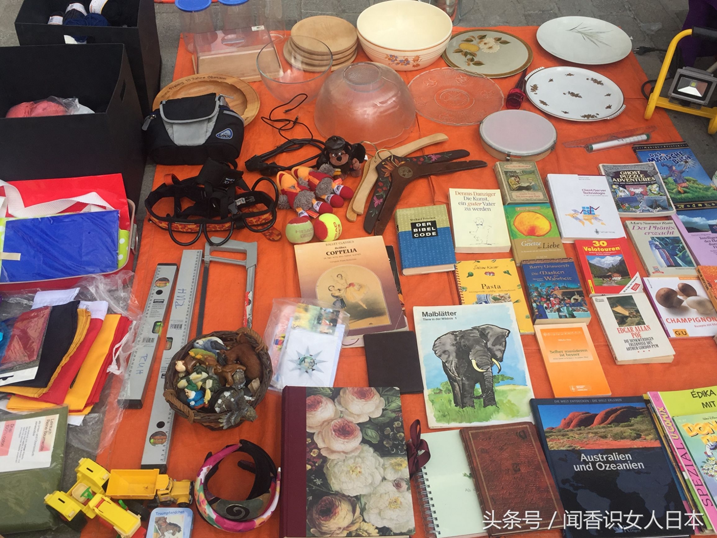 看看瑞士古城圣加仑市的跳骚市场，在文化的熏陶下也文化起来